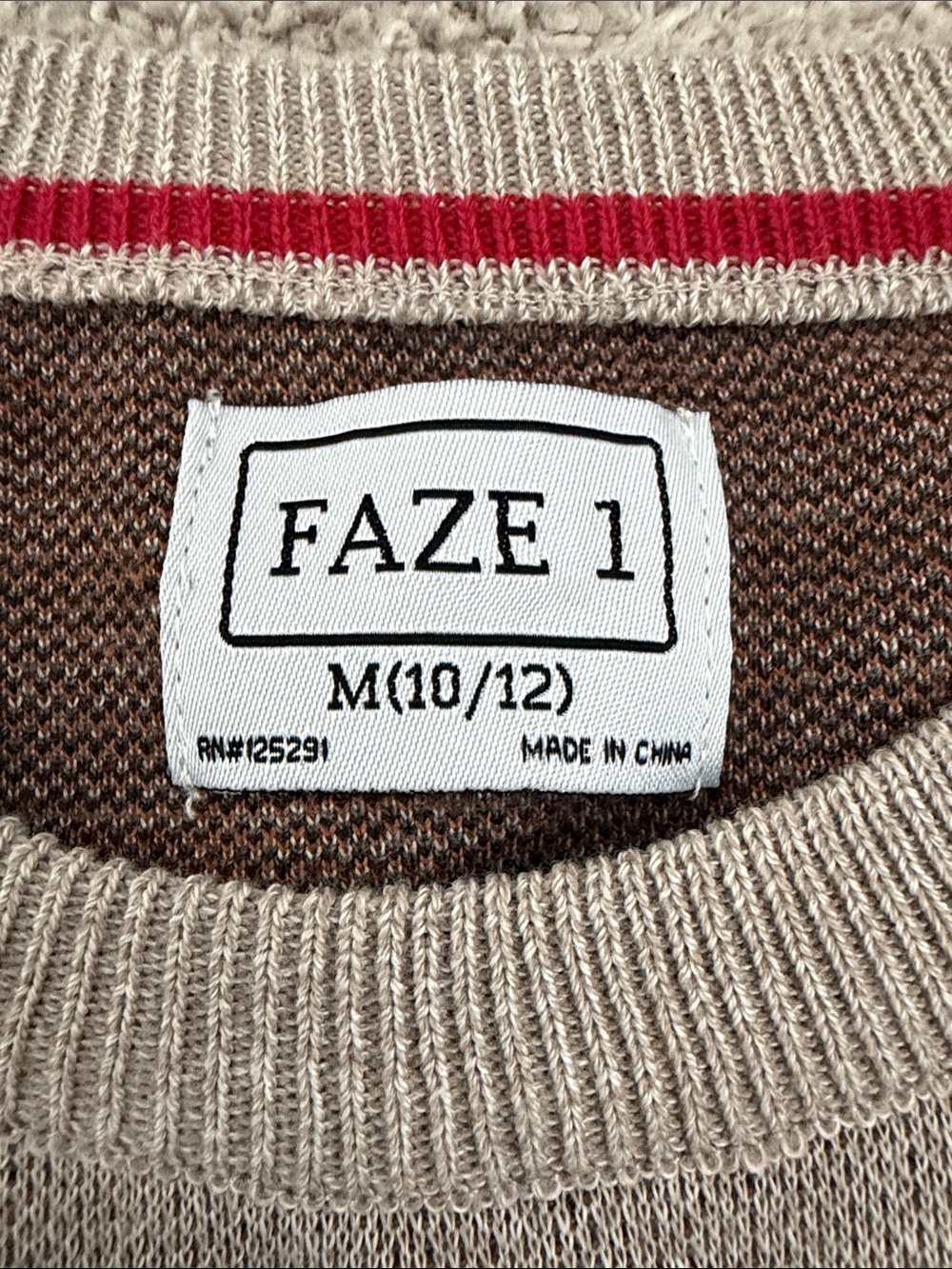 Sweater - Picture 3 of 5